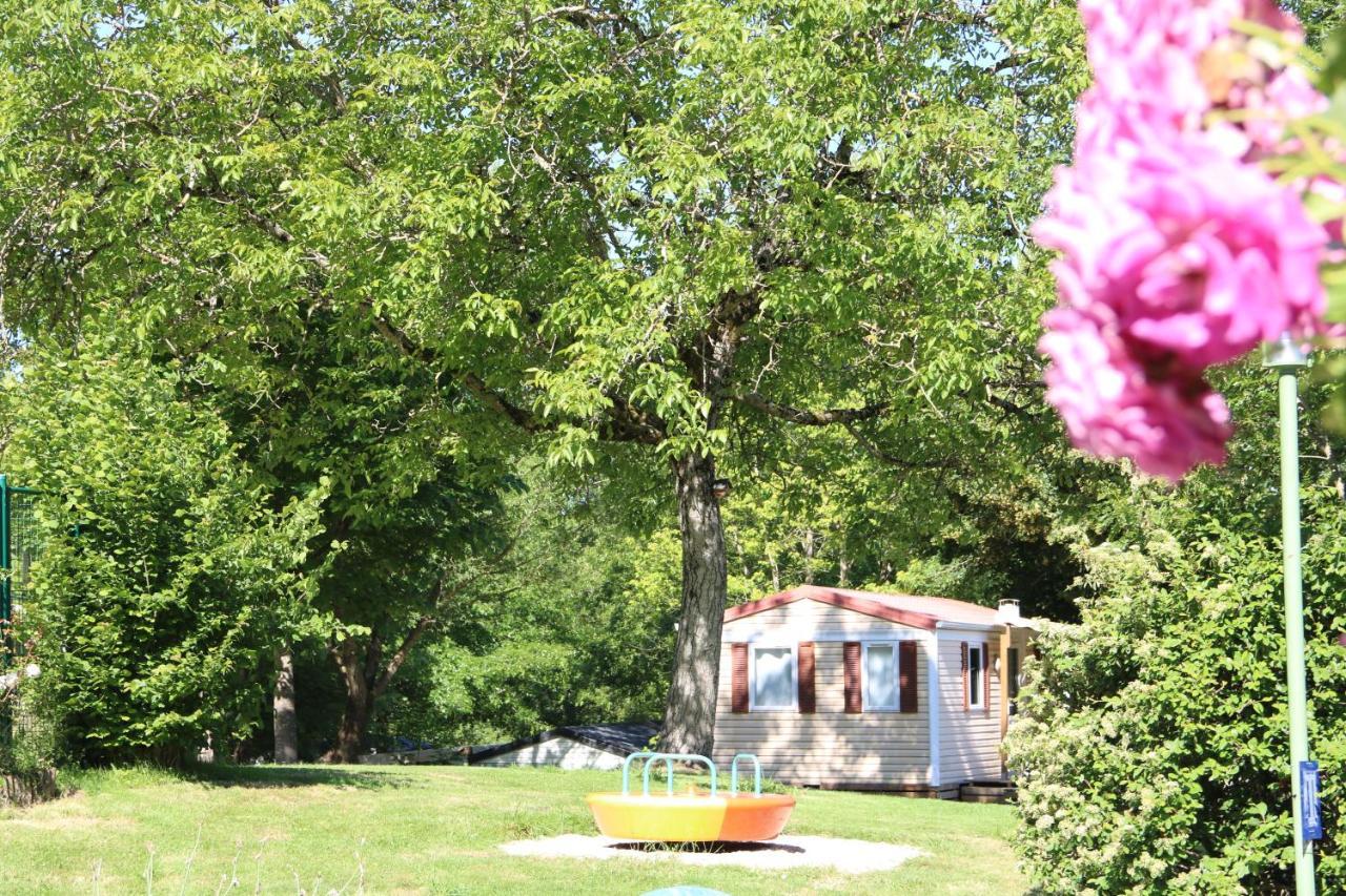 Camping Domaine De Mepillat Saint-Nizier-le-Bouchoux Экстерьер фото