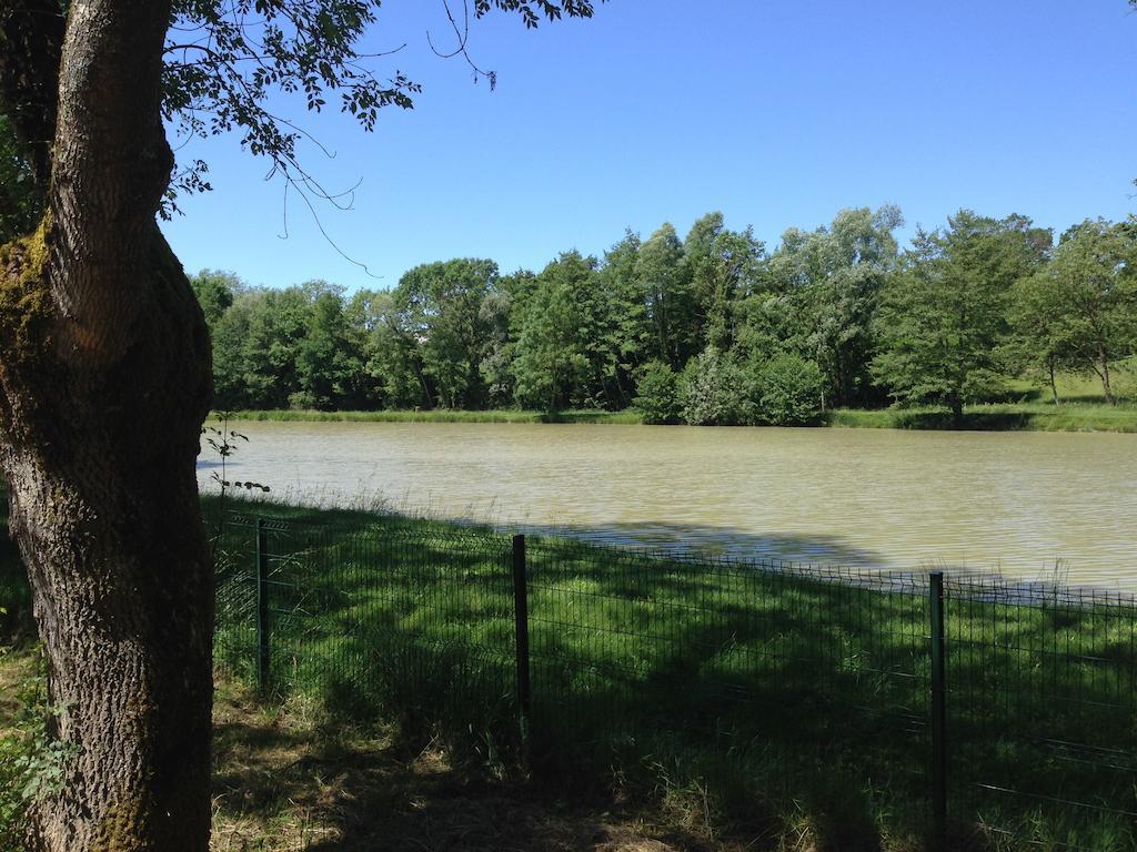 Camping Domaine De Mepillat Saint-Nizier-le-Bouchoux Экстерьер фото